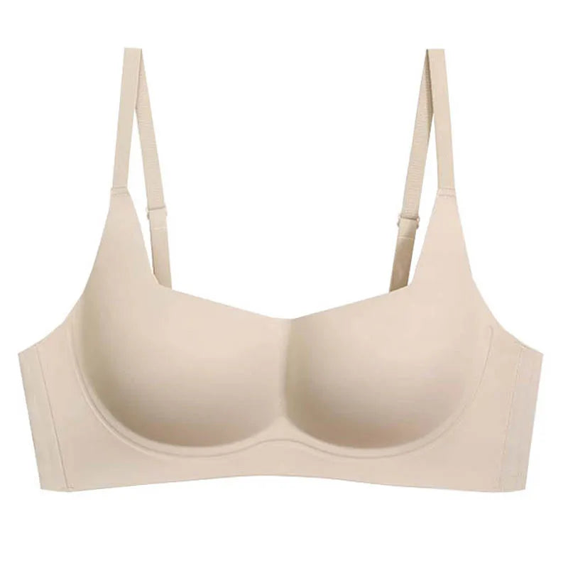 Seamless push-up bra with adjustable straps