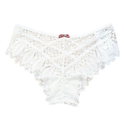 Lace panties with decorative straps