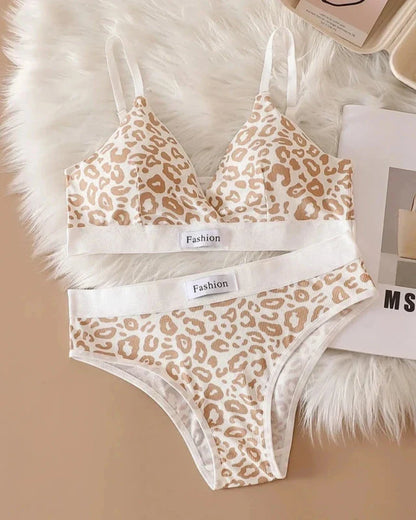 Comfortable leopard print lingerie set