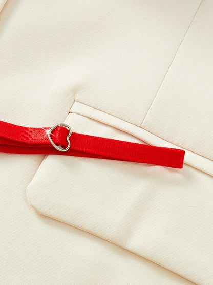 Set with open strings and adjustable straps