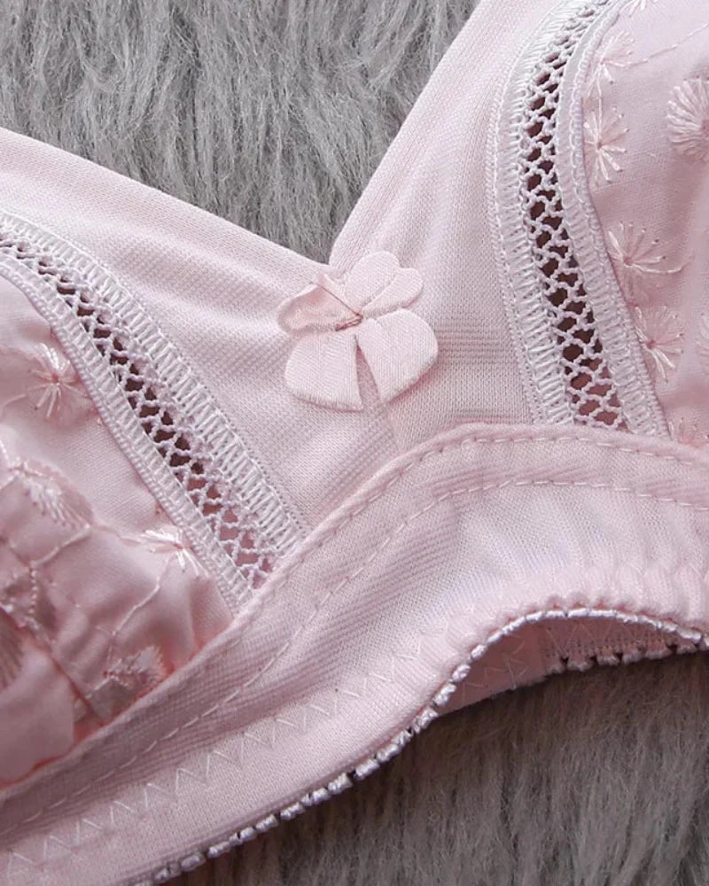 Soft lace bra