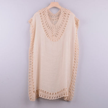 Plus size beach dress with a neck tie