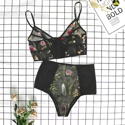 Black Lace Lingerie Set with Delicate Floral Design