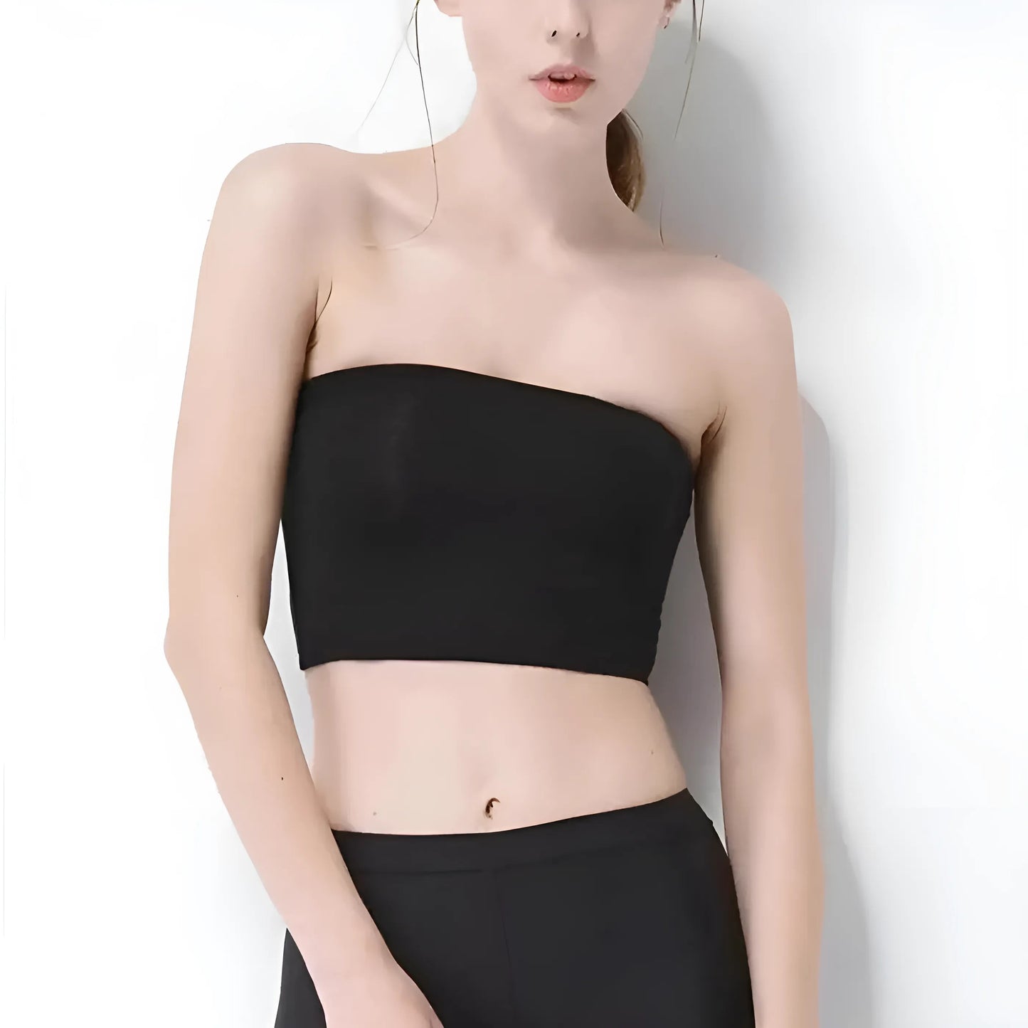 Black Universal Bandeau Bra with Low Rise Design