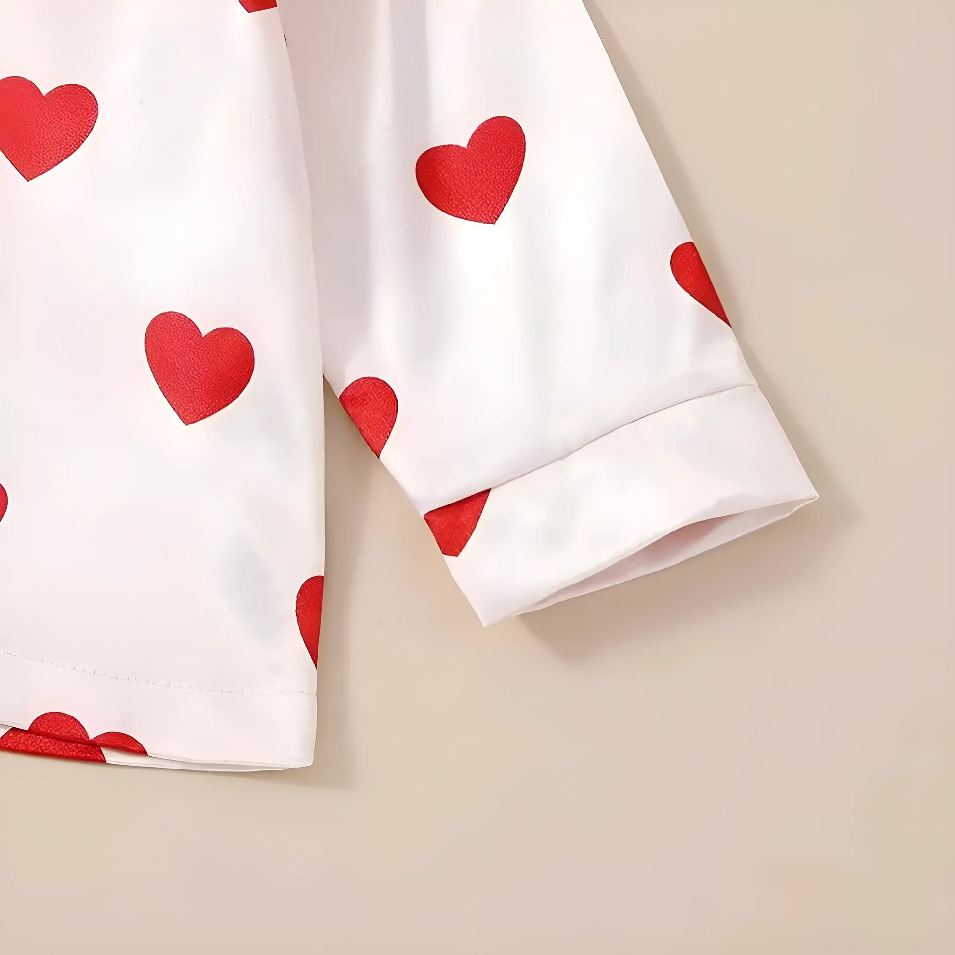  Children's Long Sleeve Heart Print Pyjamas