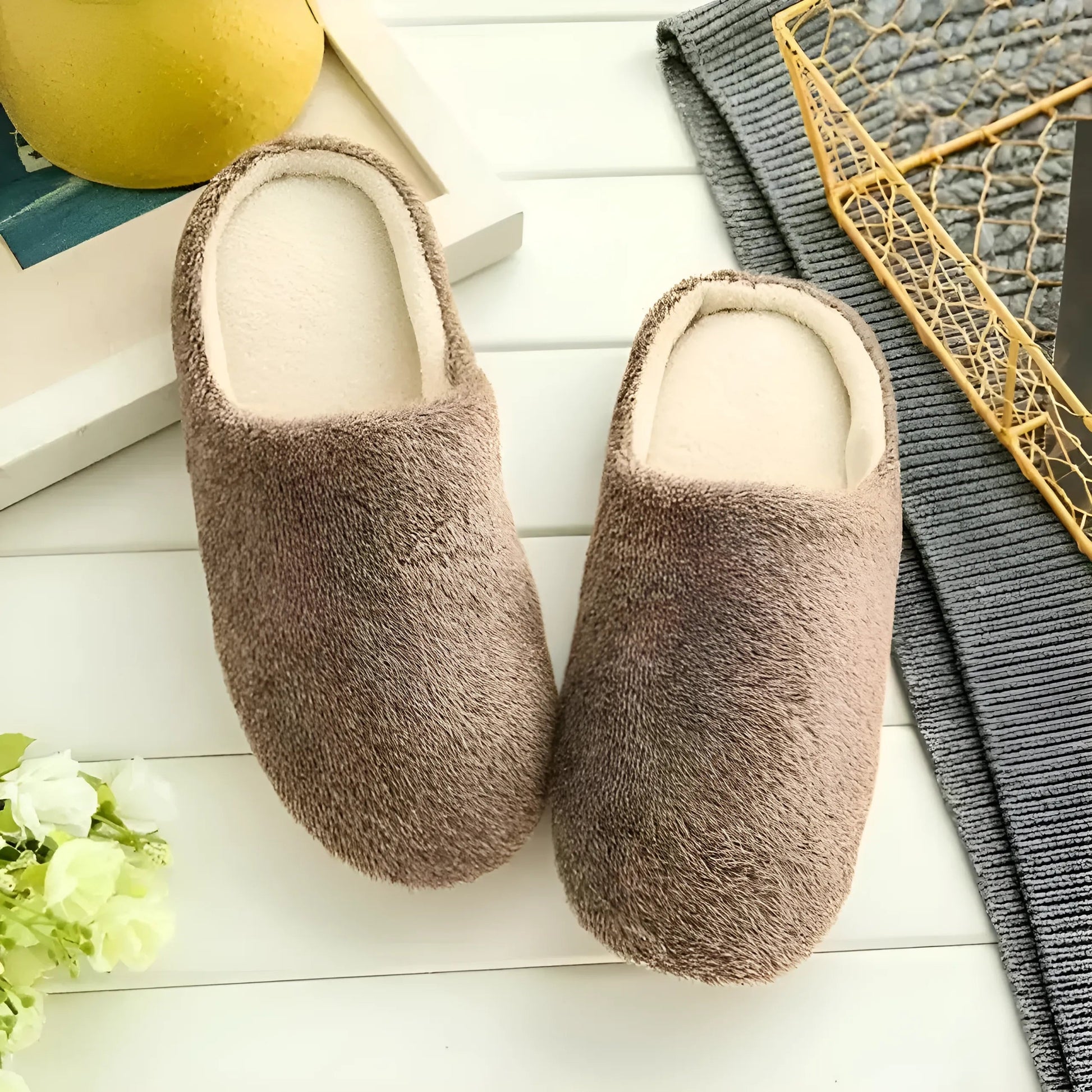  Classic Women's Slippers