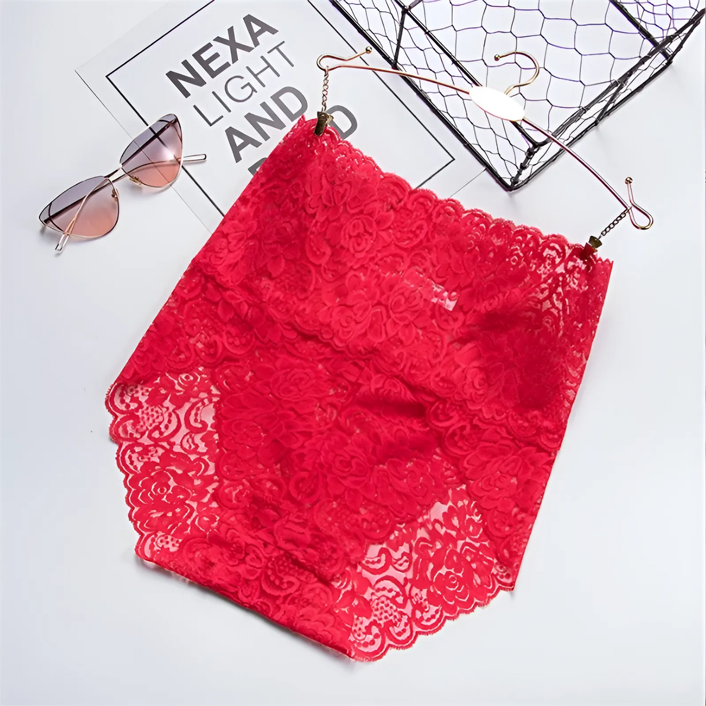 Lace High-Waisted Knickers