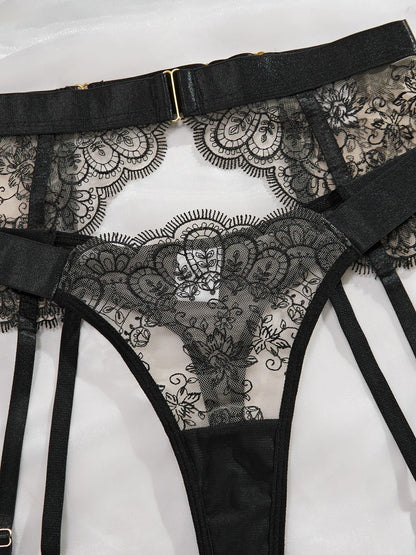 Lingerie set with lace details