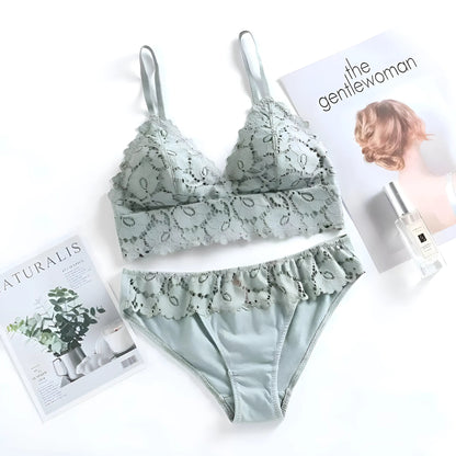 Green Lace Lingerie Set with Floral Design