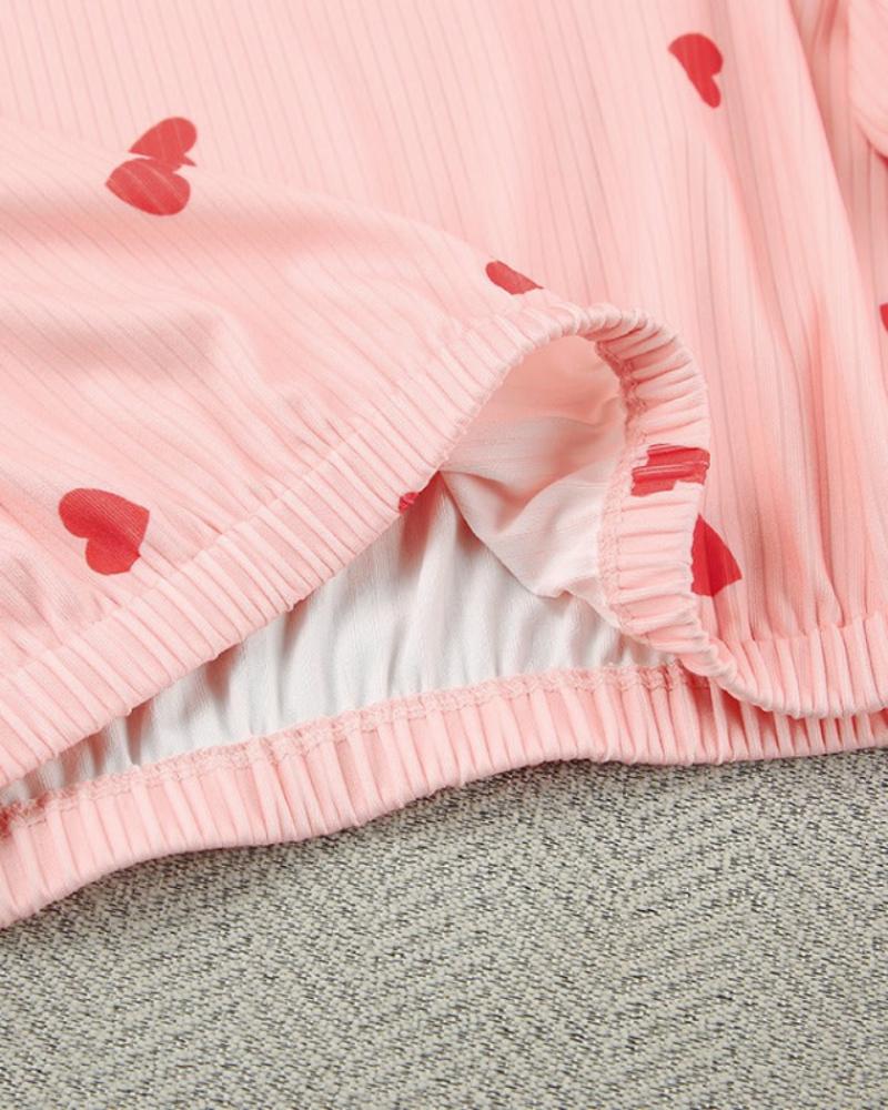 Short heart-patterned pyjamas with long sleeves