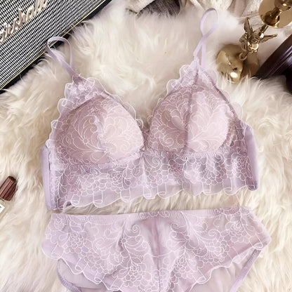 Purple Lace Lingerie Set with Decorative Embossing