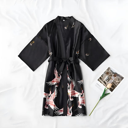  Short satin dressing gown with a tie