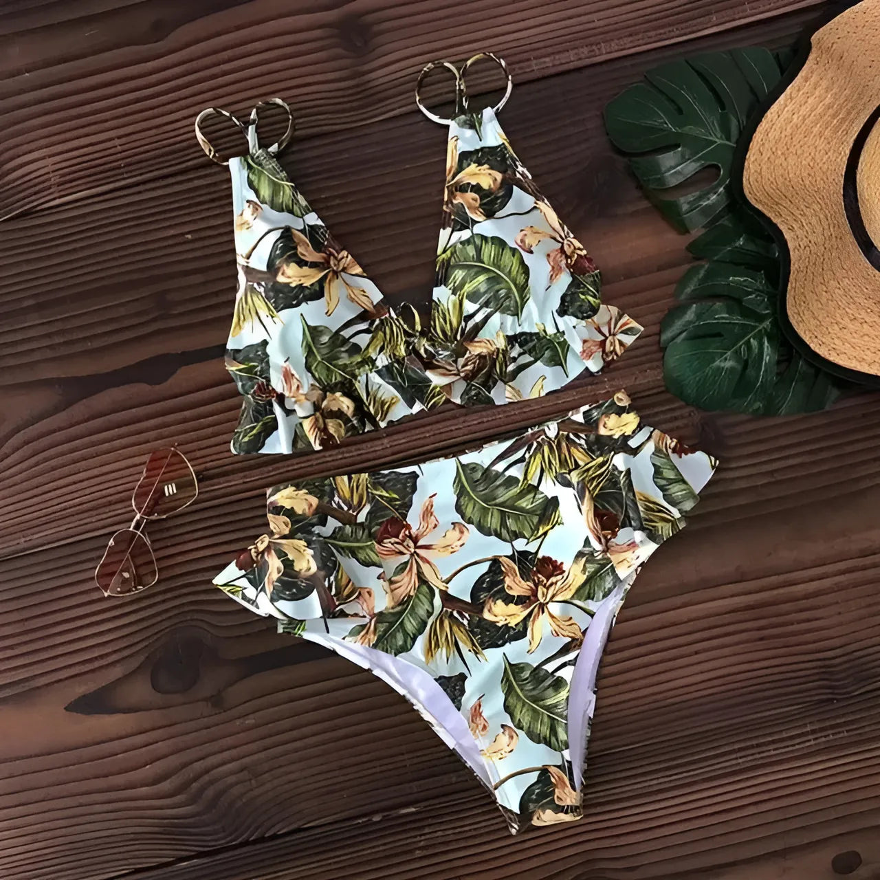  Two-Piece Swimsuit with Delicate Ruffles