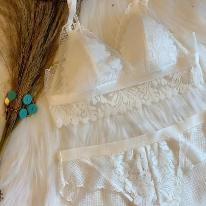 White Lace Lingerie Set