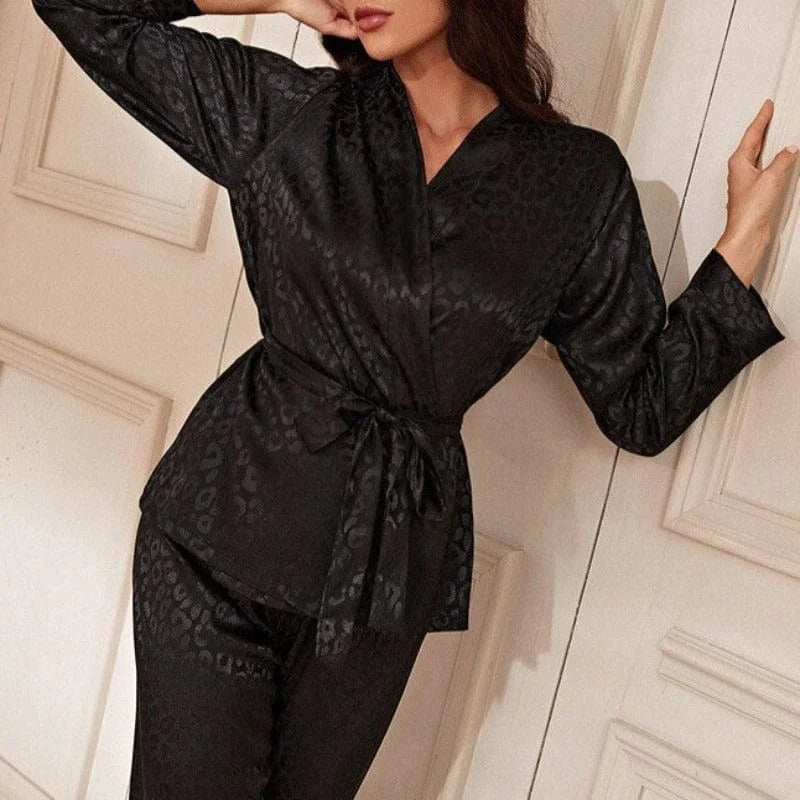 Women’s long leopard satin pajamas