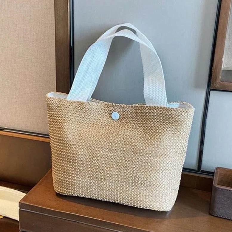 Women’s straw bag for the beach - white