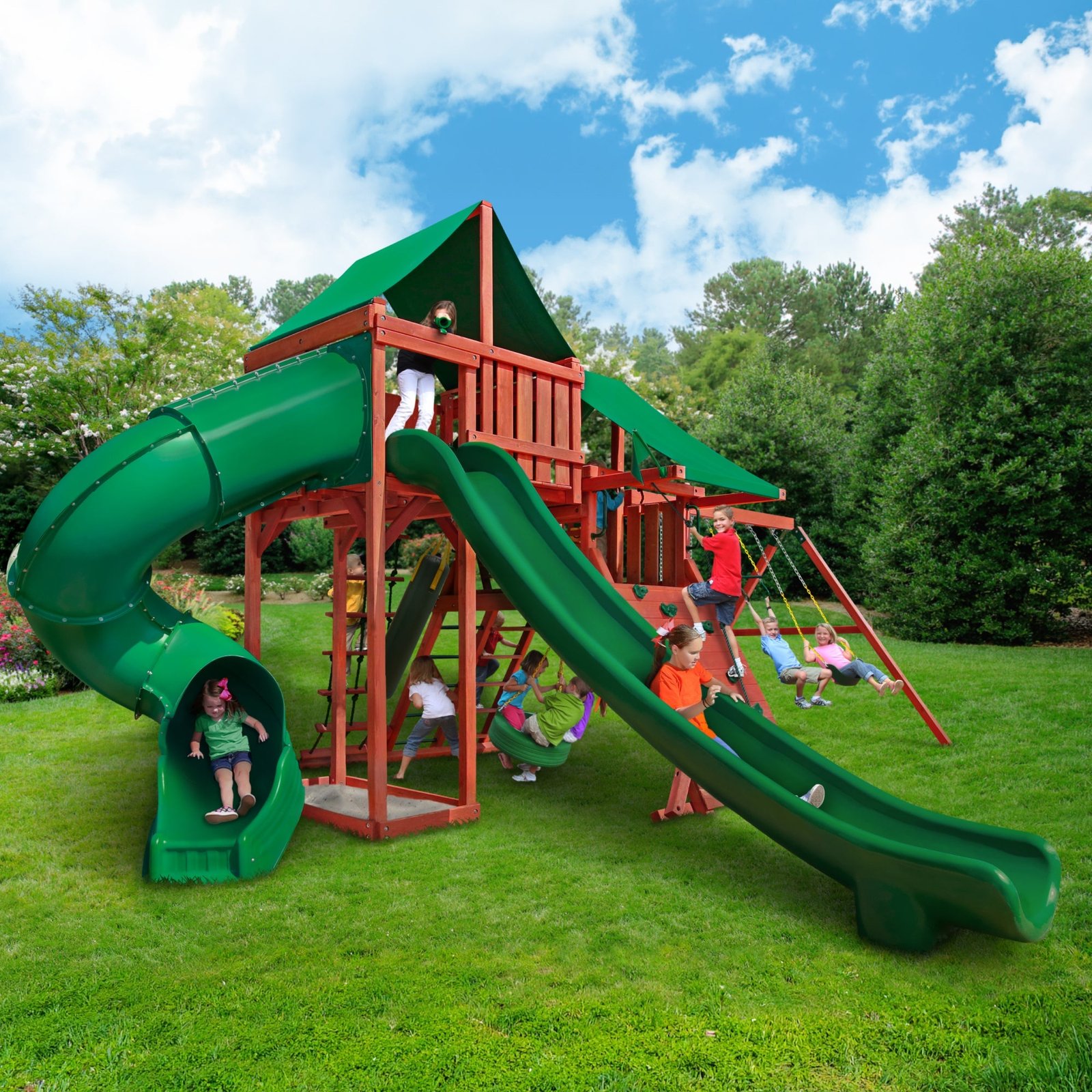 IMAGE02-LIFESTYLE_7e6fee88-395a-4e71-aa5c-3417ff440b6f.jpg Sun Valley Deluxe Swing Set - Image 1