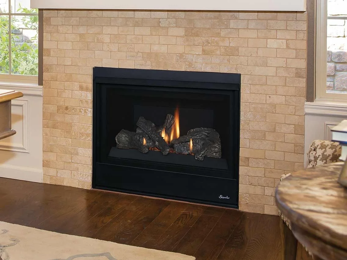 a1-296-1-1 Superior DRT2033 Direct Vent Gas Fireplaces. - Image 1
