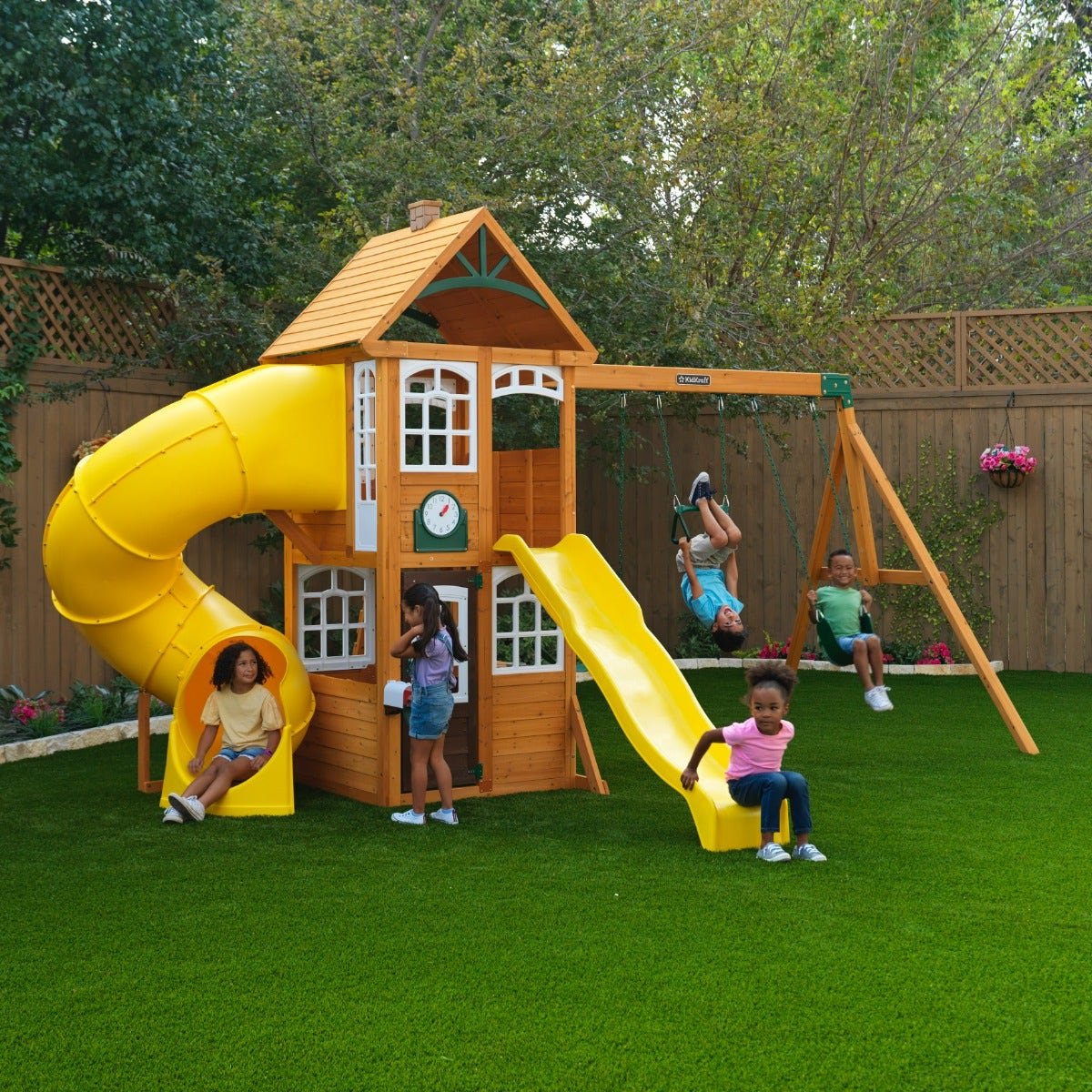f25890_rsm_04.jpg Castlewood Swing Set - Image 1