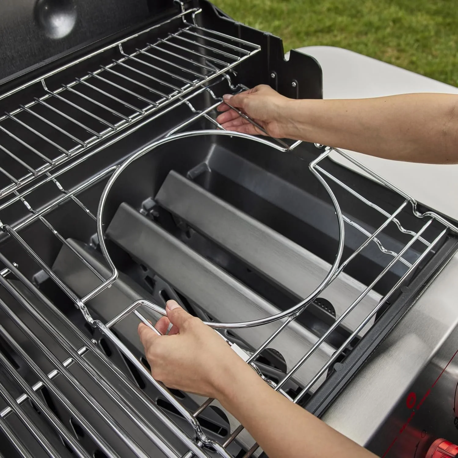 k3-3-1 Genesis II E-335 Gas Grills - Image 1