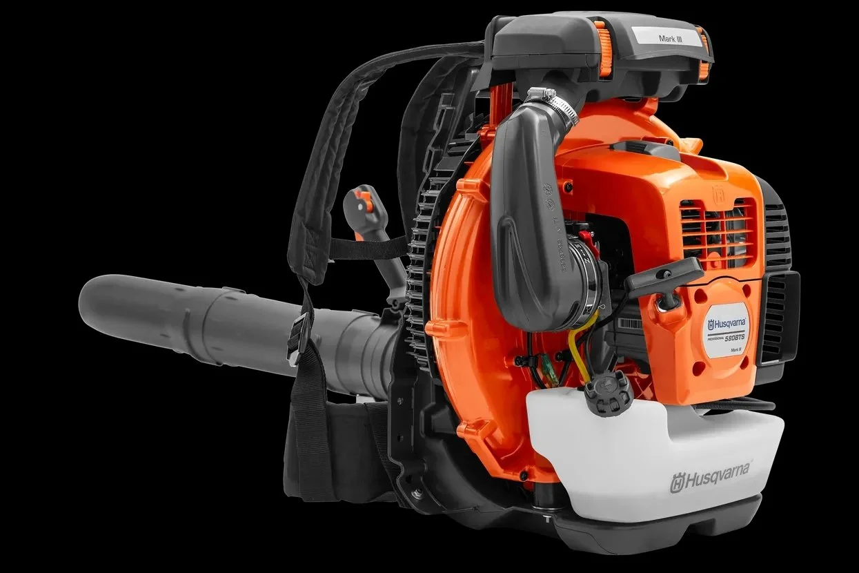 q1-15-1-1 Husqvarna 580BTS Gas Backpacks Blower - Image 1